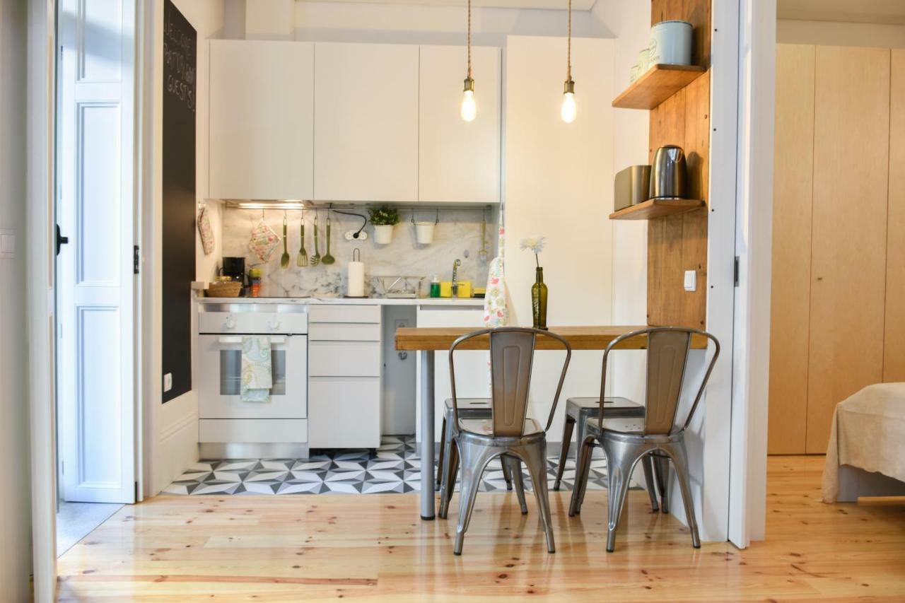Peaceful & Cozy Studio W/ Balcony Porto Buitenkant foto