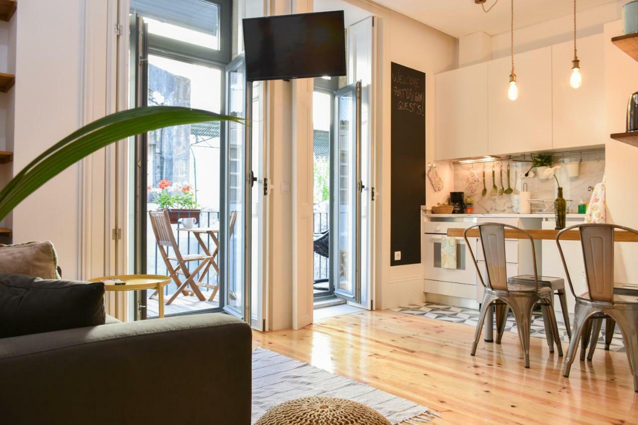 Peaceful & Cozy Studio W/ Balcony Porto Buitenkant foto