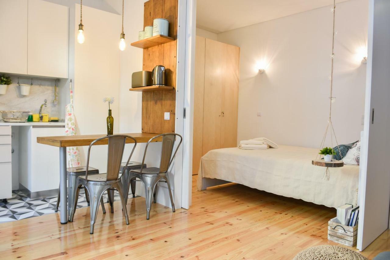 Peaceful & Cozy Studio W/ Balcony Porto Buitenkant foto